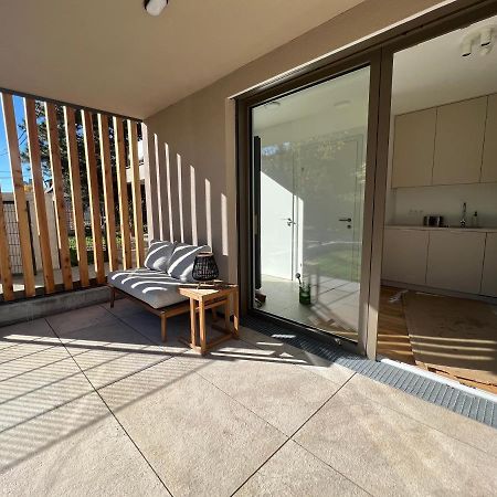 Modern Studio Gardenia_Gartenwohnung Alte Donau Вена Экстерьер фото