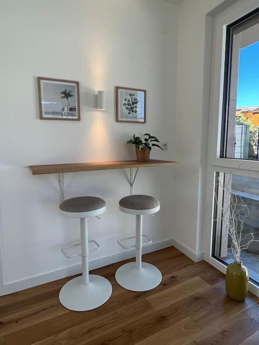 Modern Studio Gardenia_Gartenwohnung Alte Donau Вена Экстерьер фото