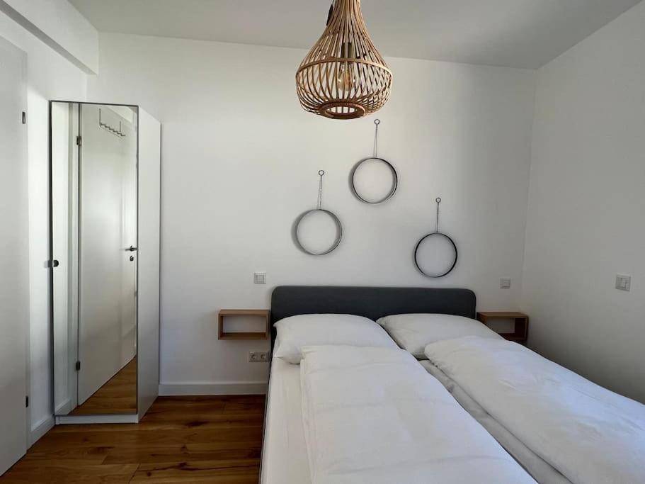 Modern Studio Gardenia_Gartenwohnung Alte Donau Вена Экстерьер фото